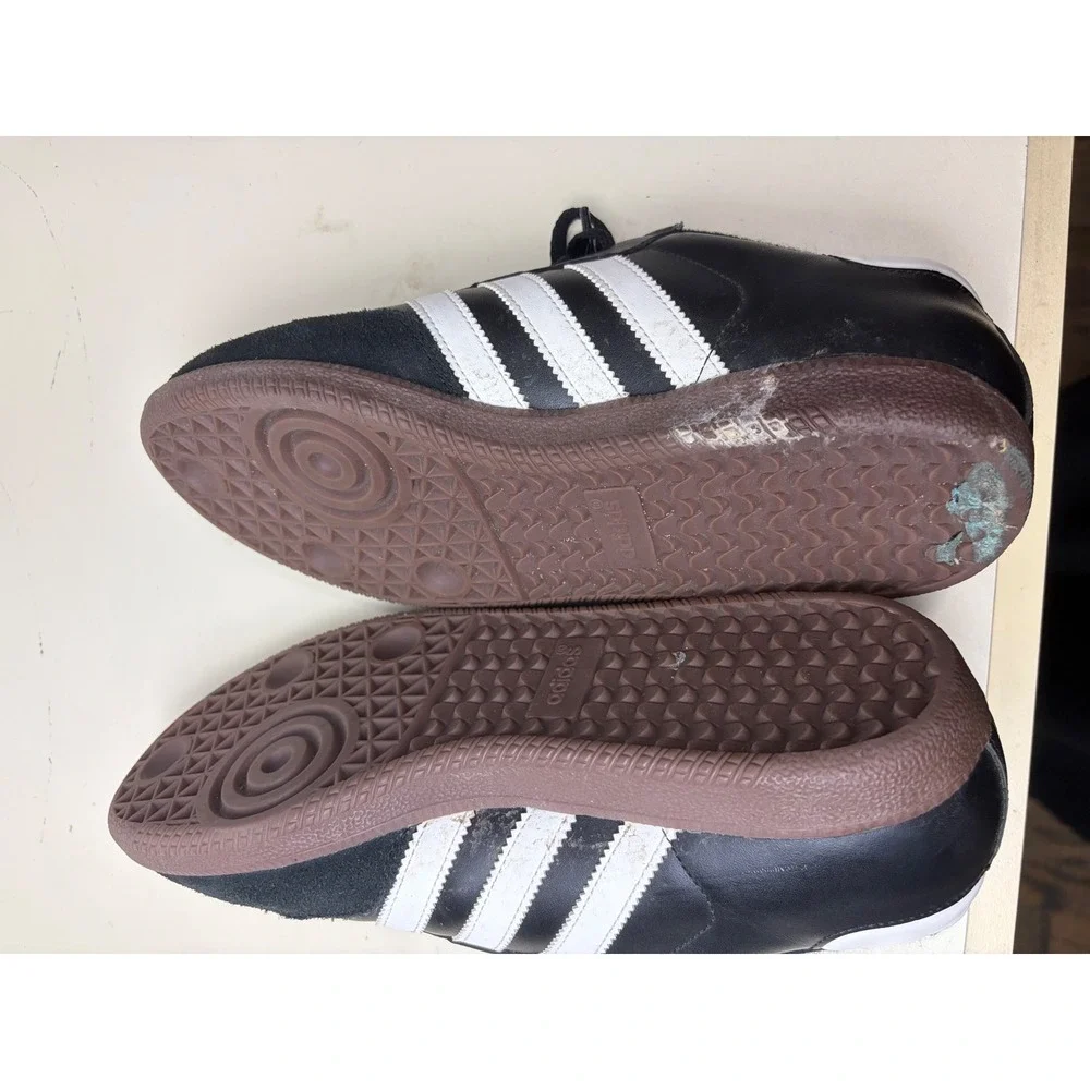 Adidas Samba Classic Mens 8 Black White Indoor Soccer Sneaker